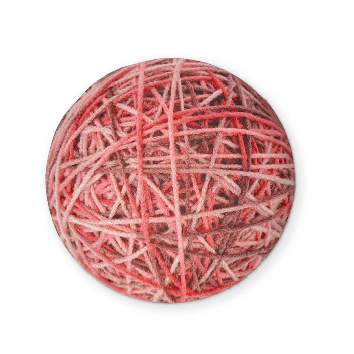 Jinkies-🧶 A BALL OF YARN YOU CAN CLEAN YOUR GLASSES WITH