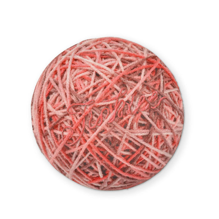 Jinkies-🧶 A BALL OF YARN YOU CAN CLEAN YOUR GLASSES WITH