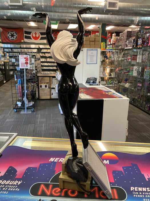 Sideshow Collectibles - Black Cat Comiquette Polystone Statue