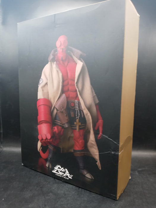 Hellboy 1000 Toys - Hellboy