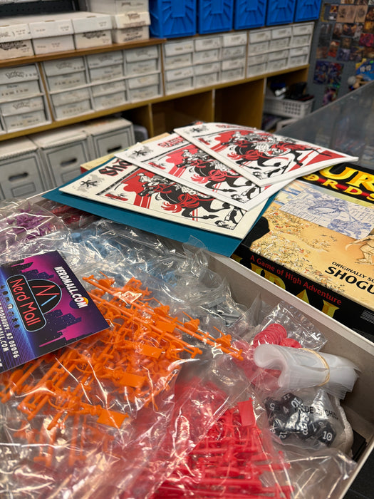 Samurai Swords (Shogun) ©1995 (New Inside)