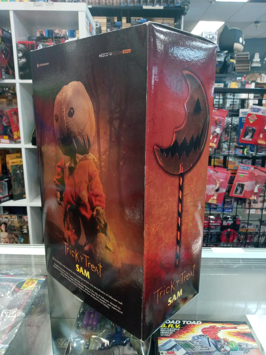 Mezco Trick 'r Treat 15" Sam Mega Scale Figure