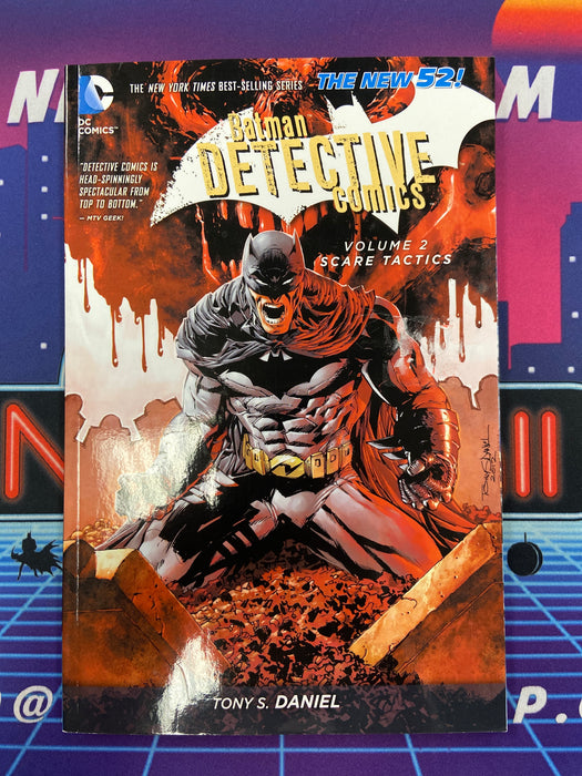 Batman Detective Comics: Scare Tactics Vol. 2 (Pre Owned)