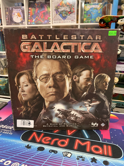 Battlestar Galactice w/ Daybreak Expansion (1 Box)