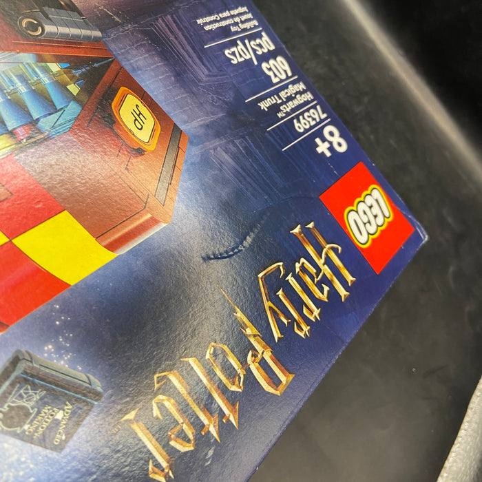 Lego 76399 Hogwarts Magical Trunk