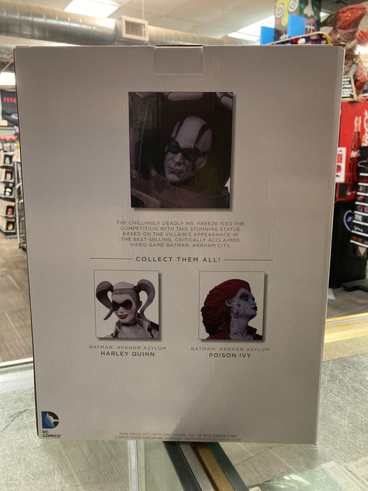 DC Collectibles Batman: Arkham City Mr. Freeze Statue