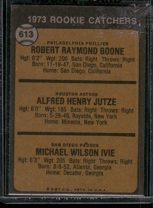 1973 Topps #613 1973 Rookie Catchers (Boone / Jutze / Ivie)