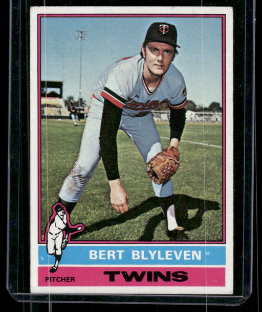 1976 Topps #235 Bert Blyleven