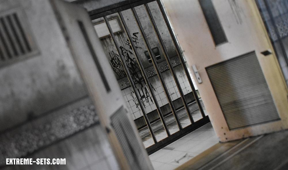 Asylum Pop-Up Diorama 1/12