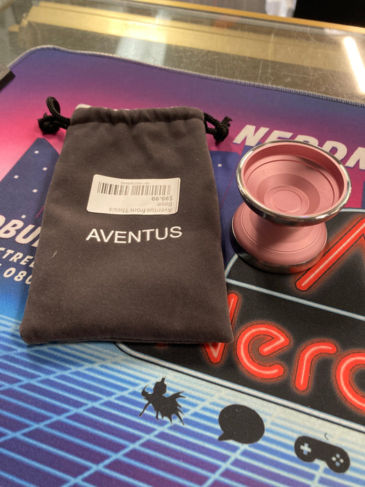 Aventus from Thesis Rose
