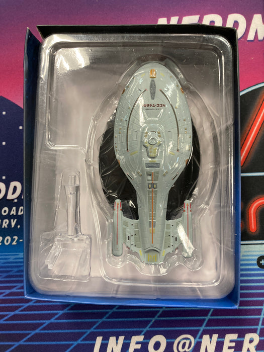 Star Trek Official Starships Collection USS Voyager NCC-74656