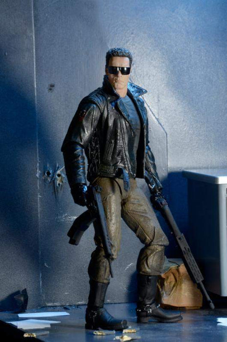 Terminator - 7" Action Figure - Ultimate Police Station Assualt T-800 (Motorcycle Jacket)