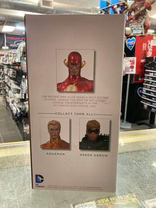 DC Collectibles The Flash Statue