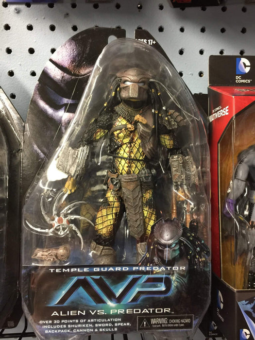 Temple Guard Predator - Predator Series 15, 7" Scale Action Figures