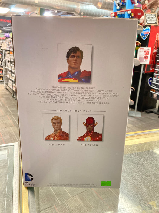 DC Collectibles Superman Statue