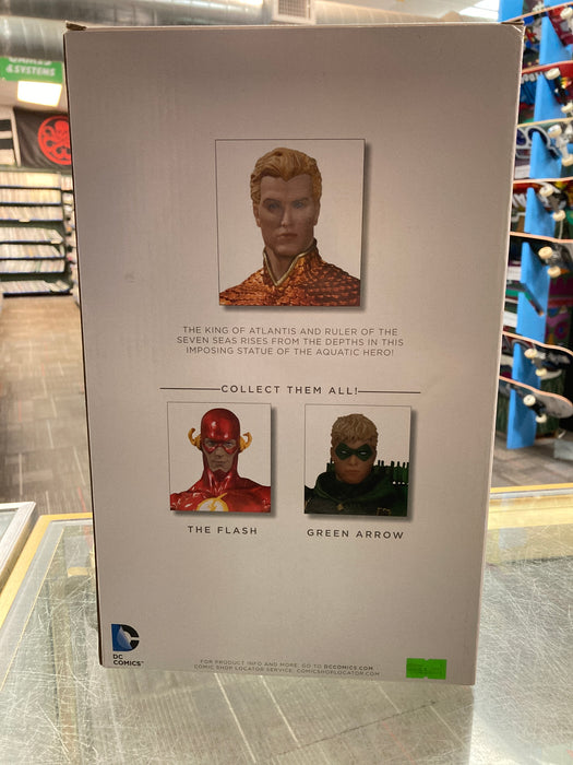 DC Collectibles Aquaman Statue
