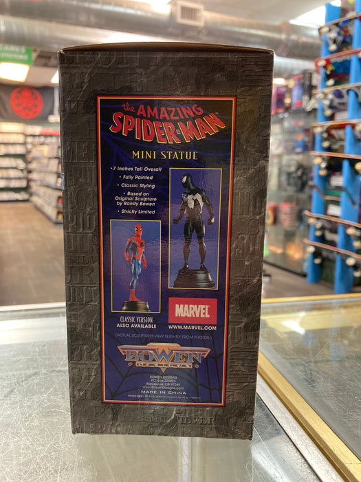 Bowen Designs Amazing Spider-man Black Symbiote Ver