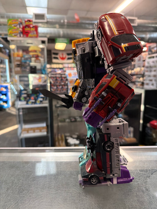 Transformers Legacy Evolution Stunticon Menasor