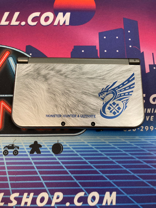 Monster Hunter 4 Ultimate Nintendo 3DS XL