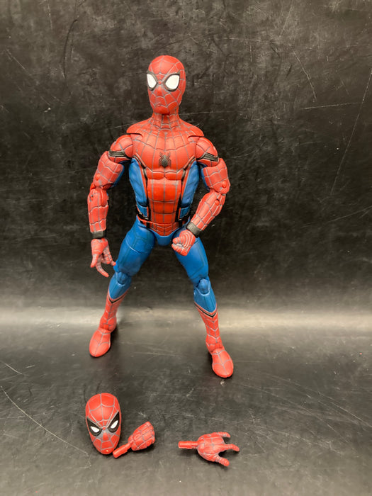 Marvel Legends Spider-man Tech Suit (Vulture Flight Gear BAF)