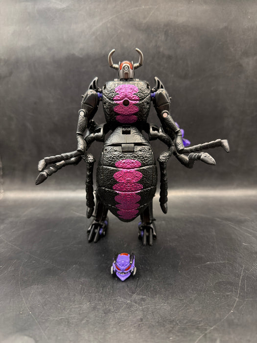 Trasnformers Generations Selects Voyager Antagony