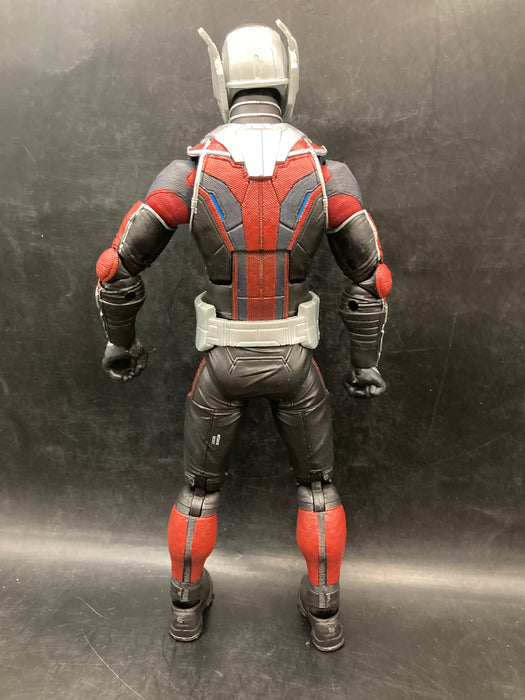 Marvel Legends Giant Man BAF