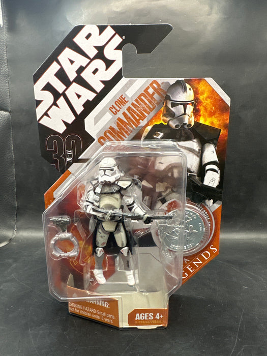Star Wars 30th Anniversary Saga Legends Clone Commander