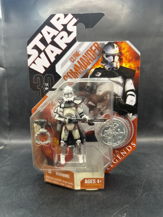 Star Wars 30th Anniversary Saga Legends Clone Commander