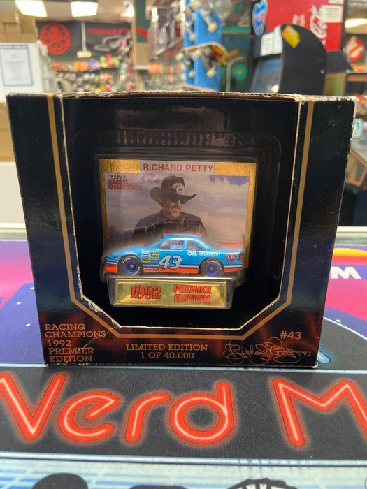 Racing Champions NASCAR 1992 Premier Edition Richard Petty