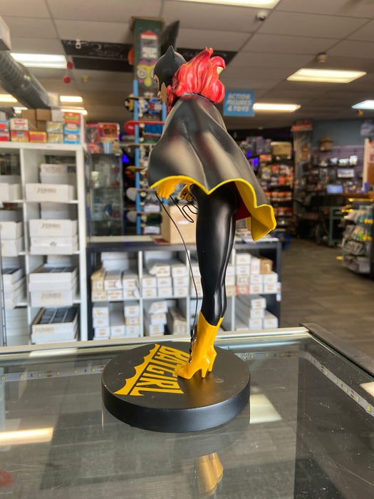 DC Universe Cover Girls Adam Hughes Batgirl Statue