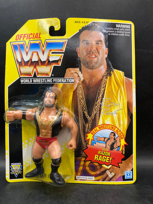 Hasbro WWF Razor Ramon Yellow Card