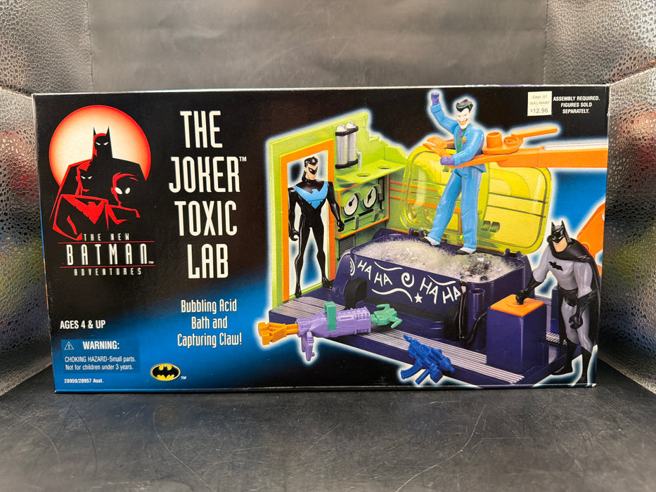 TNBA - The Joker Toxic Lab Bubbling Acid Bath and Capturing Claw