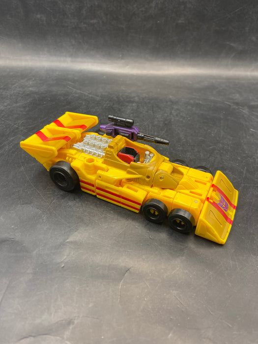 Transformers Generations Legacy Deluxe Dragstrip