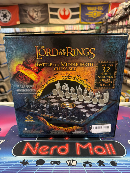 Battle for Middle Earth LOTR Chess Set