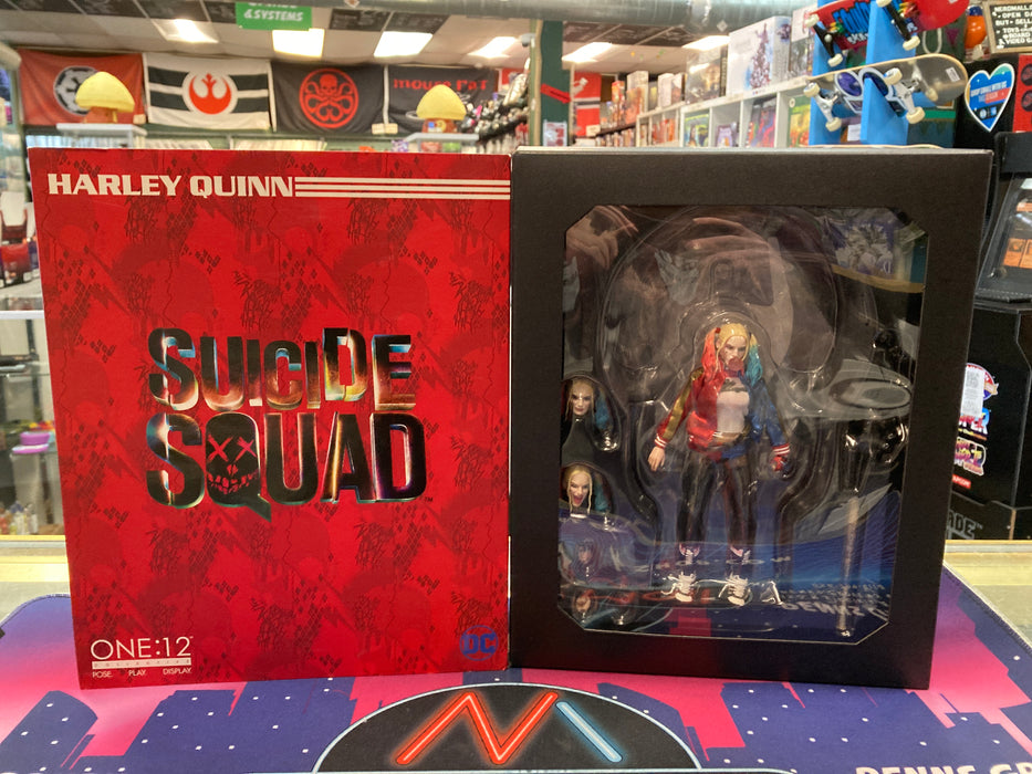 Mezco One:12 Suicide Squad Harley Quinn Figure