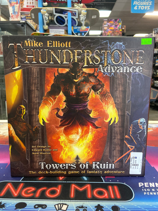 Thunderstone Advance Towers of Ruin with Dragonspire (1 box)