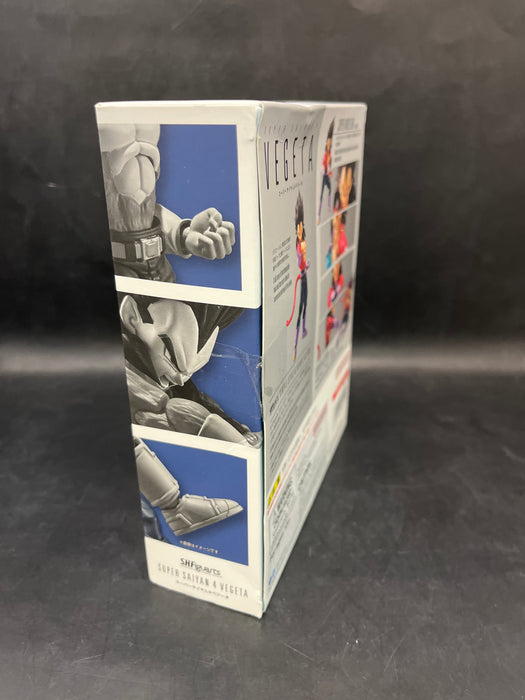 Dragon Ball GT Super Saiyan 4 Vegeta S.H.Figuarts Action Figure
