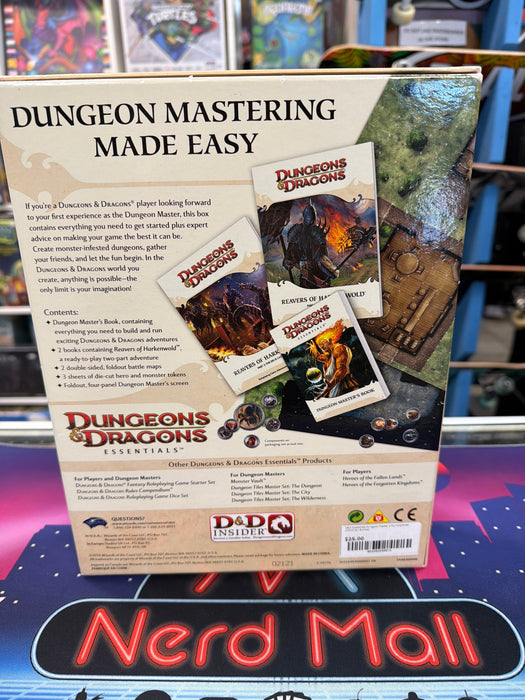 D&D Essentials Dungeon Master's Kit Essentials ©2010 (w/ Extras)