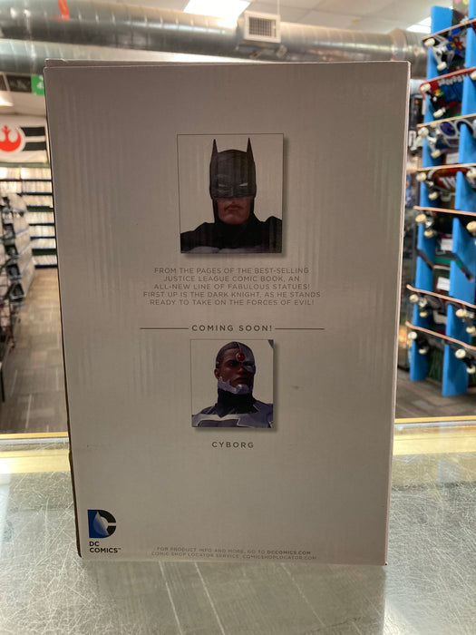 DC Collectibles Batman Statue