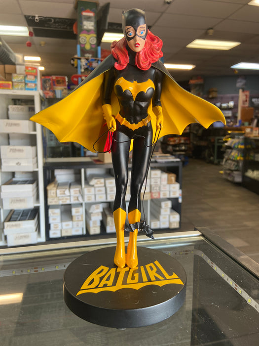 DC Universe Cover Girls Adam Hughes Batgirl Statue