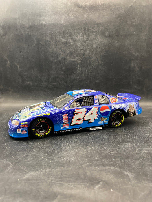 1999 Jeff Gordon #24 Star Wars Episode I Die-Cast Car