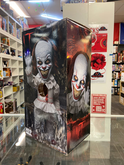 Mezco It Sinister Talking Pennywise