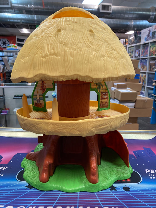 1984 Kenner Star Wars Ewok Family Hut