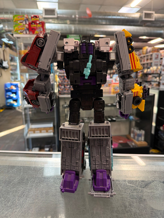 Transformers Legacy Evolution Stunticon Menasor