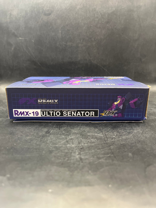 Ocular Max Remix RMX-19 Ultio Senator Figure