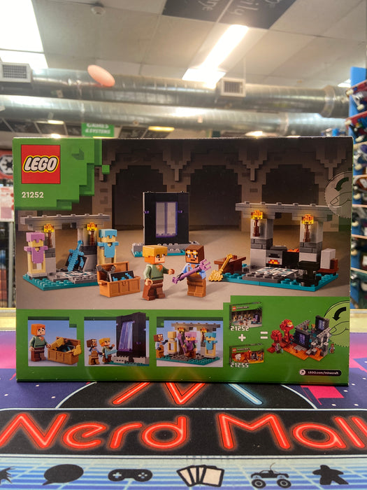 LEGO Minecraft The Armory Building Set 21252