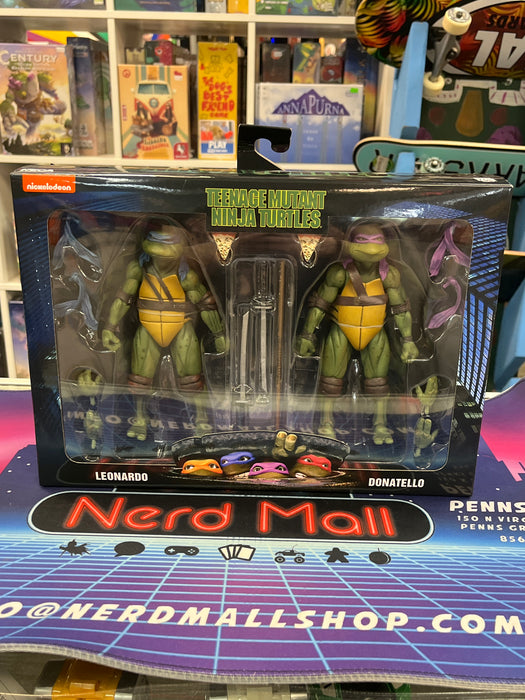 NECA Teenage Mutant Ninja Turtles Leonardo & Donatello 2-pack