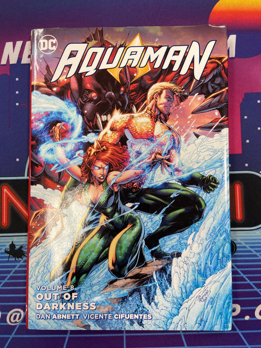 Aquaman: Out of Darkness Vol. 8 (Pre Owned)