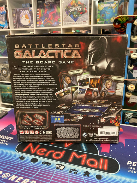 Battlestar Galactice w/ Daybreak Expansion (1 Box)