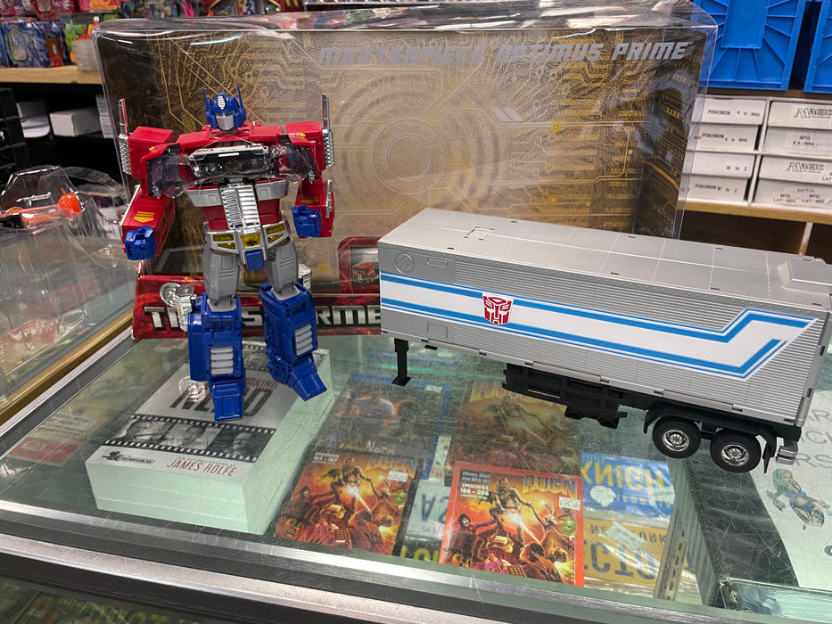 Transformers Masterpiece USA Optimus Prime Store Exclusive]